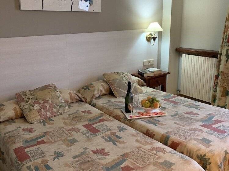 Отель Boncompte