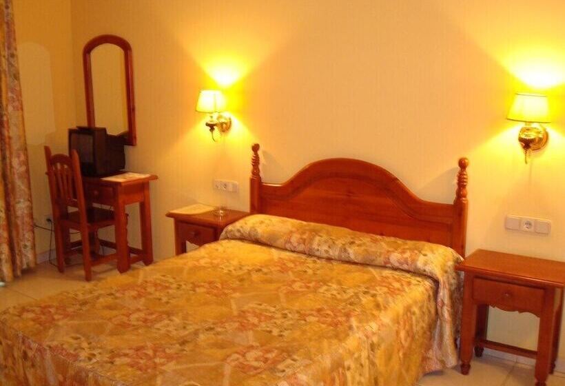 Отель Boncompte