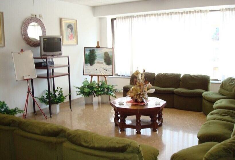 Отель Boncompte