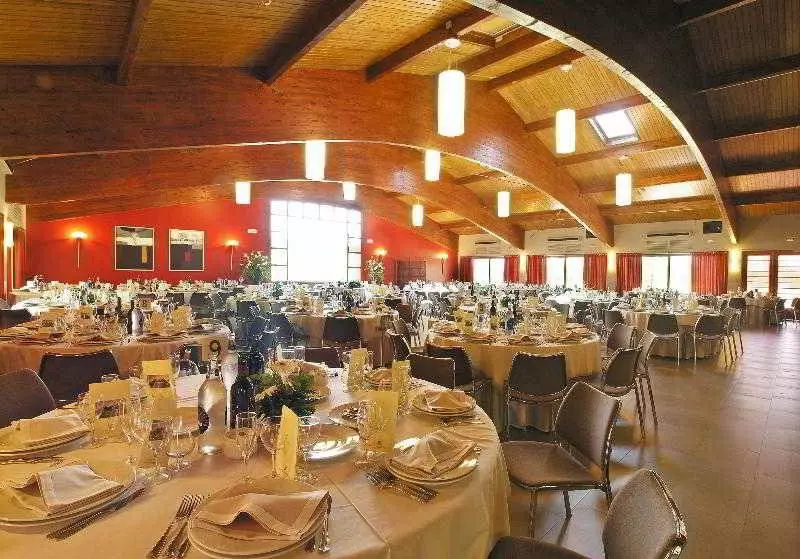 ホテル Don Carlos