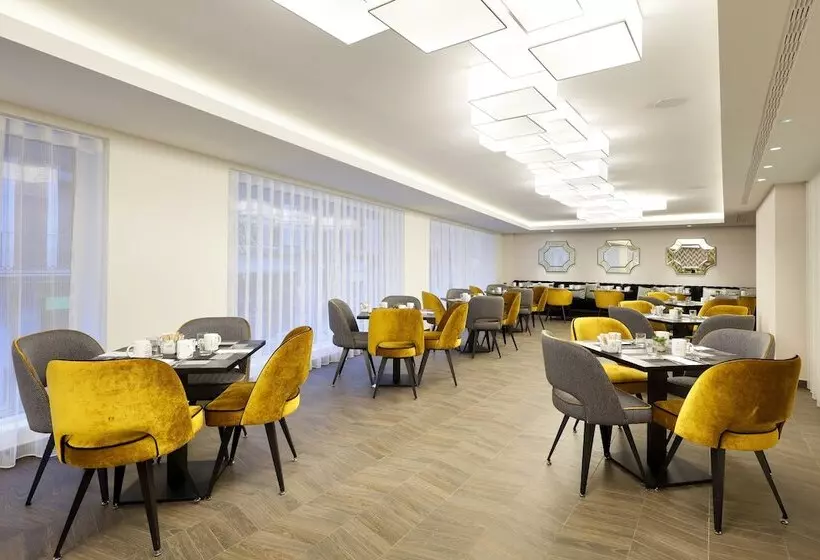 ホテル Eurostars Madrid Gran Via