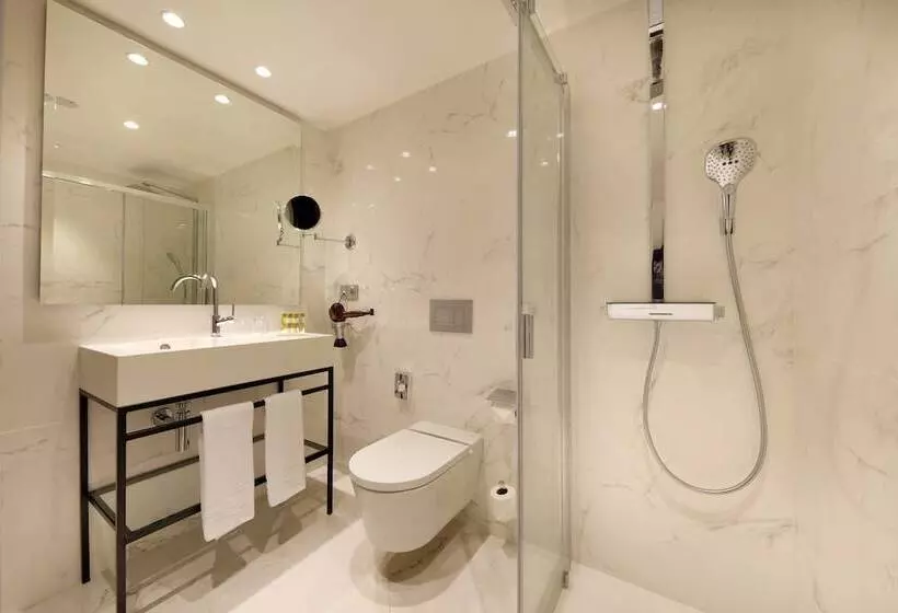 ホテル Eurostars Madrid Gran Via