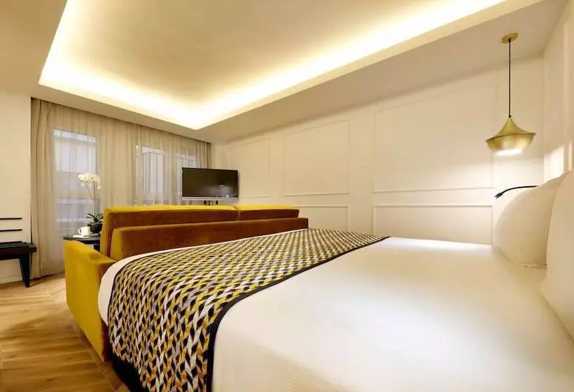 ホテル Eurostars Madrid Gran Via