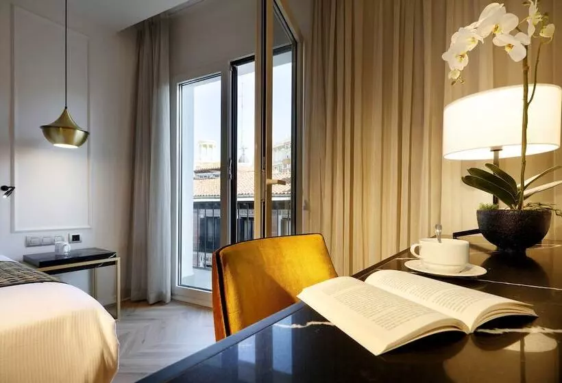 ホテル Eurostars Madrid Gran Via