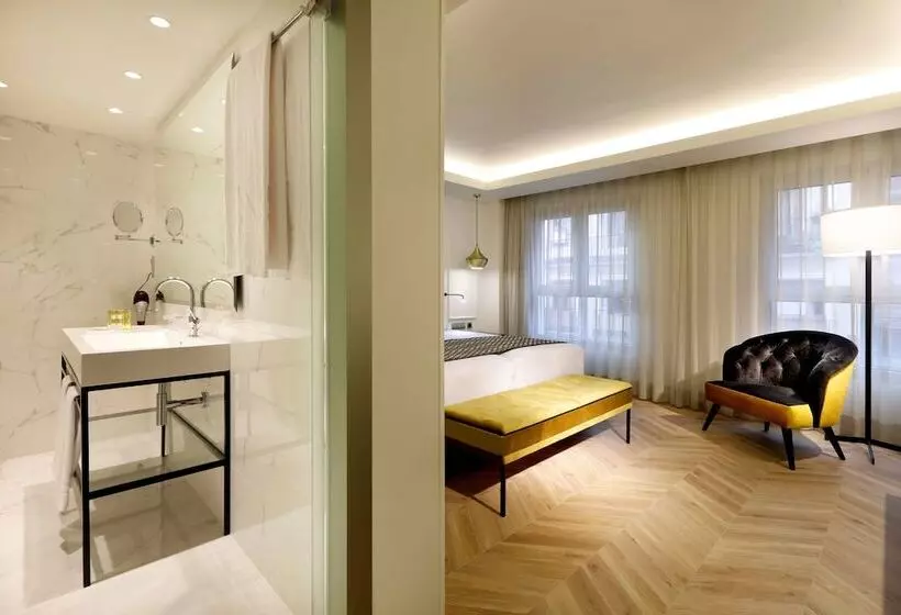 ホテル Eurostars Madrid Gran Via
