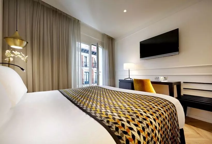 ホテル Eurostars Madrid Gran Via