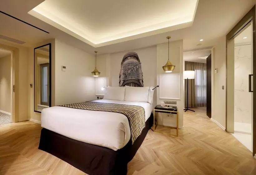 ホテル Eurostars Madrid Gran Via