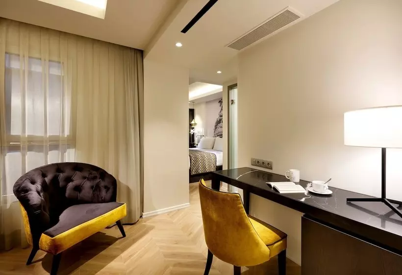 ホテル Eurostars Madrid Gran Via