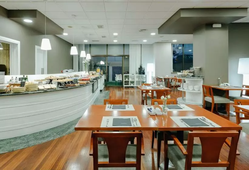 فندق Hesperia Vigo