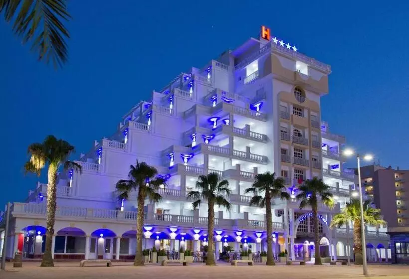 Отель Los Delfines