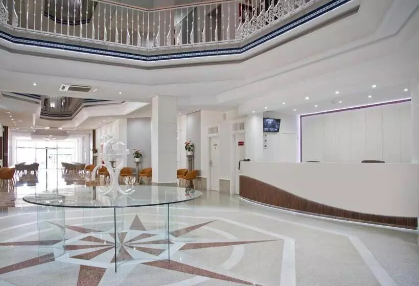 Отель Los Delfines