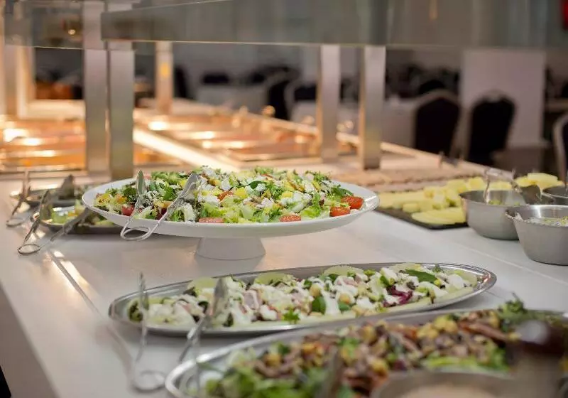 Отель Los Delfines