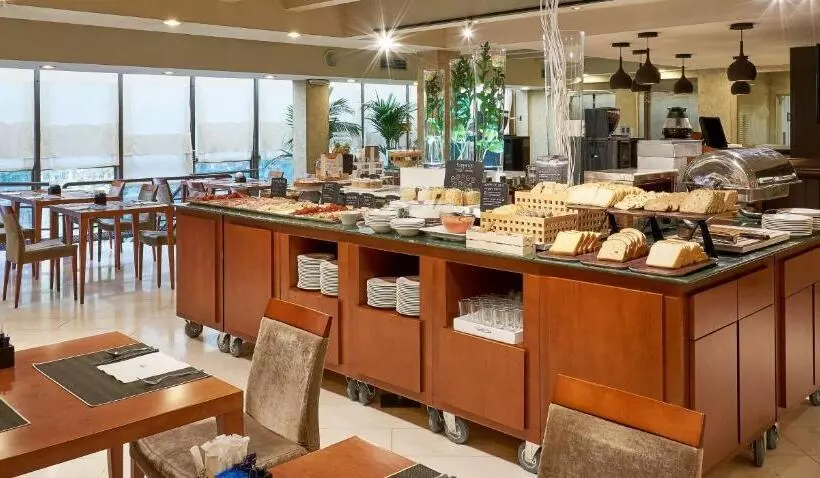 酒店 NH Lleida Pirineos