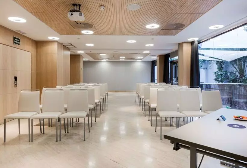 酒店 NH Madrid Príncipe De Vergara