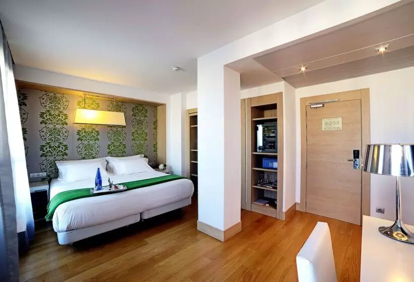 酒店 NH Madrid Príncipe De Vergara