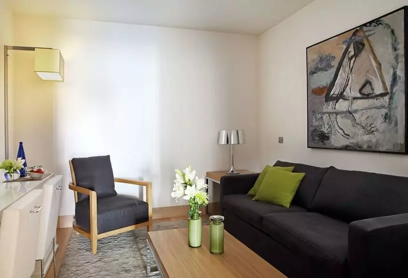 酒店 NH Madrid Príncipe De Vergara