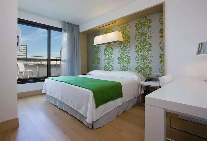 酒店 NH Madrid Príncipe De Vergara