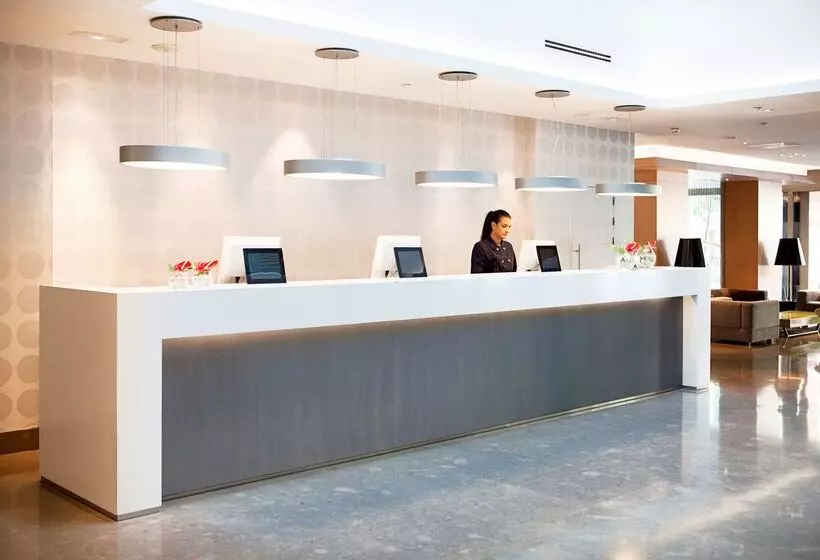 酒店 NH Madrid Príncipe De Vergara