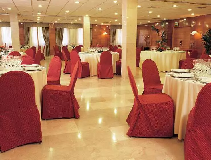 酒店 NH Madrid Príncipe De Vergara