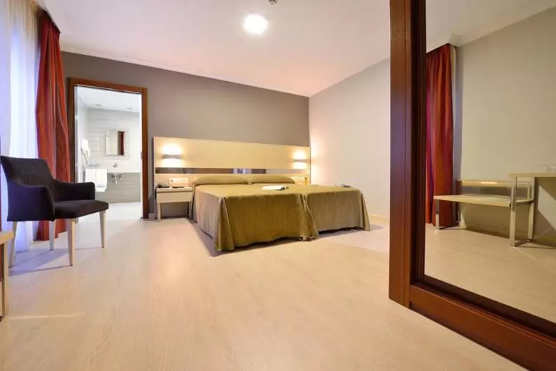 酒店 Puente De La Toja