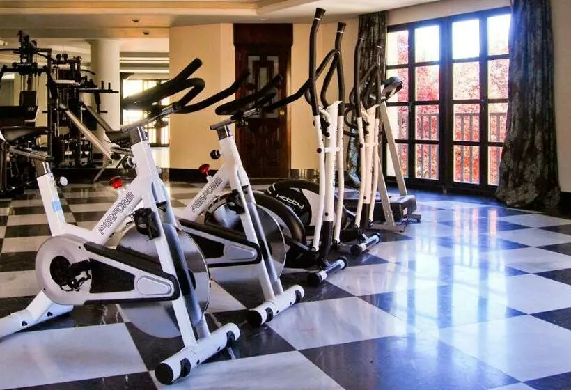 فندق Rl Ciudad De Ubeda