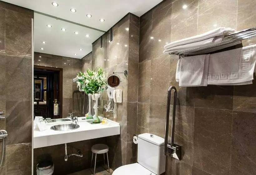 فندق Rl Ciudad De Ubeda