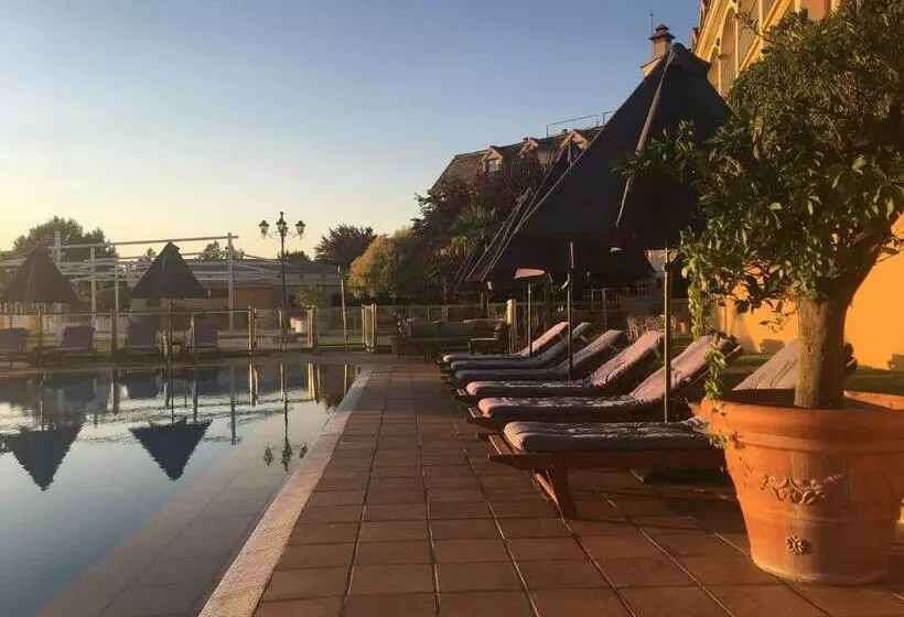 فندق Rl Ciudad De Ubeda