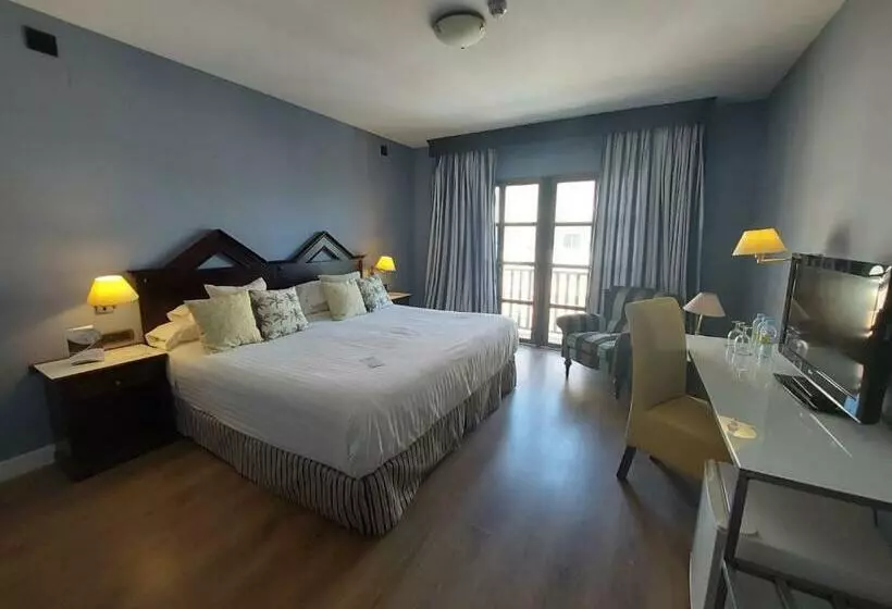 فندق Rl Ciudad De Ubeda