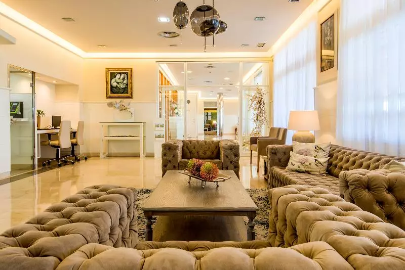 ホテル Eurostars Louxo Talaso