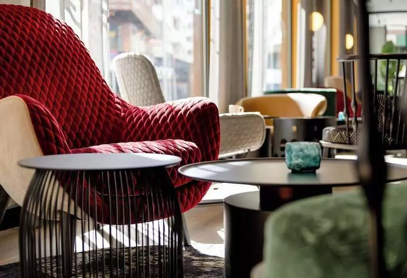 Motel One Madridplaza De España