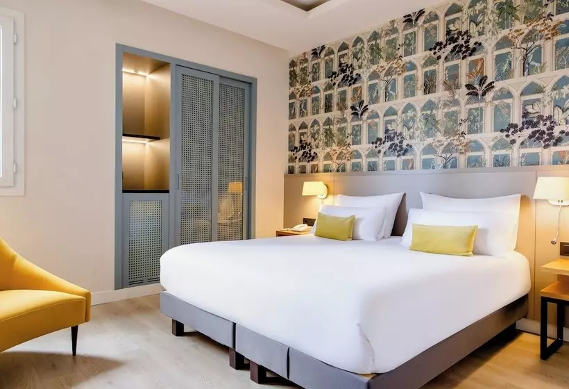 Motel One Madridplaza De España