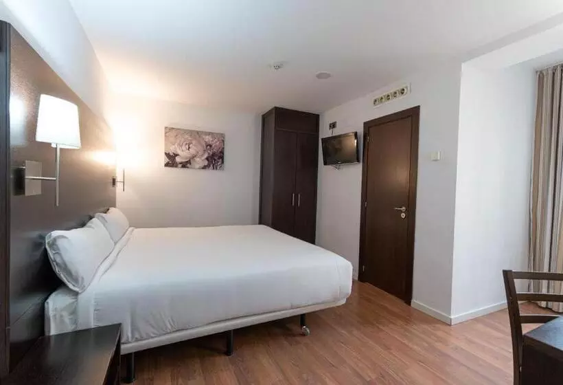 Отель Alda Zaragoza Independencia