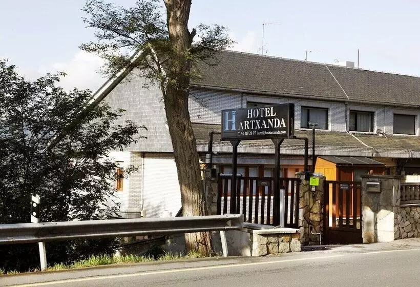 Отель Artxanda Bilbao, Parking Gratuito En El Exterior