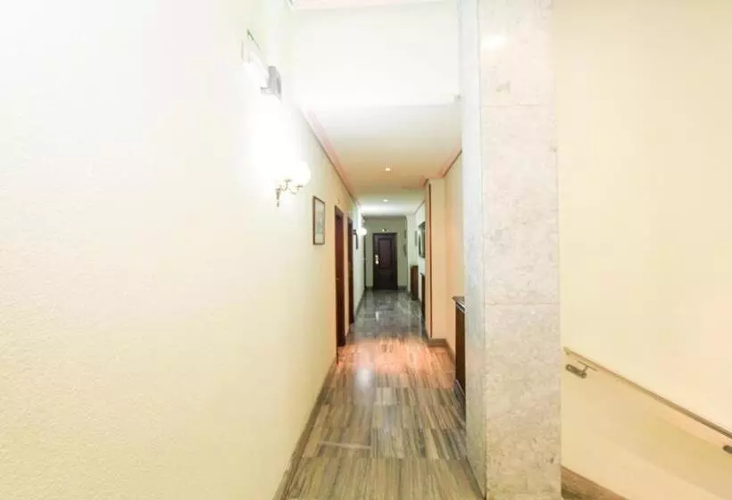 فندق Castellano Centro