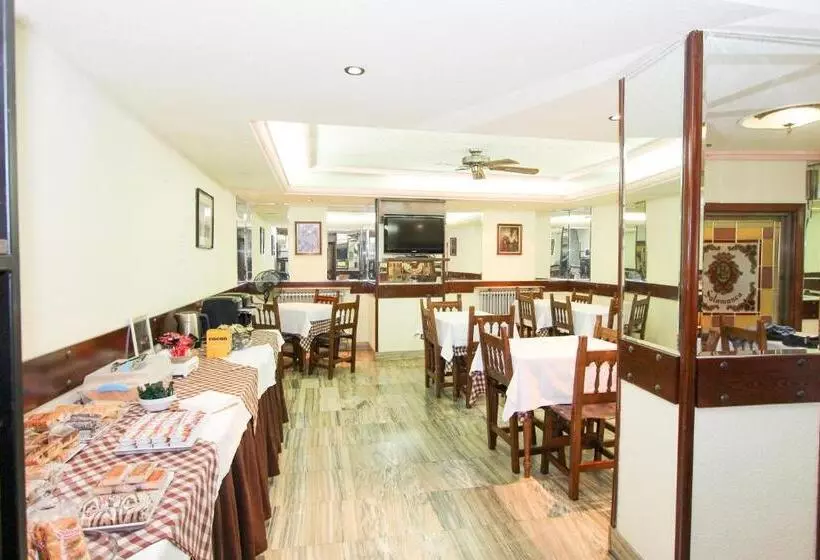 فندق Castellano Centro