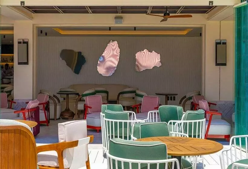 בית מלון כפרי El Fuerte Marbella