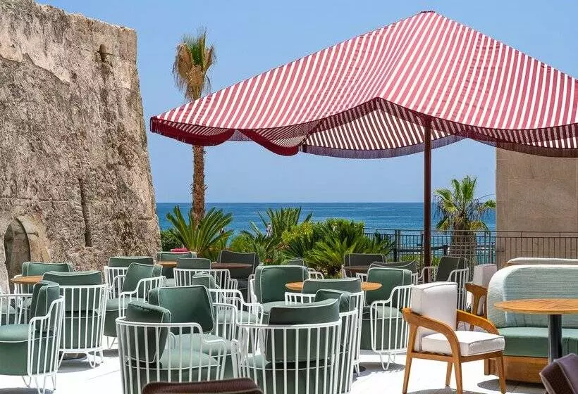 בית מלון כפרי El Fuerte Marbella