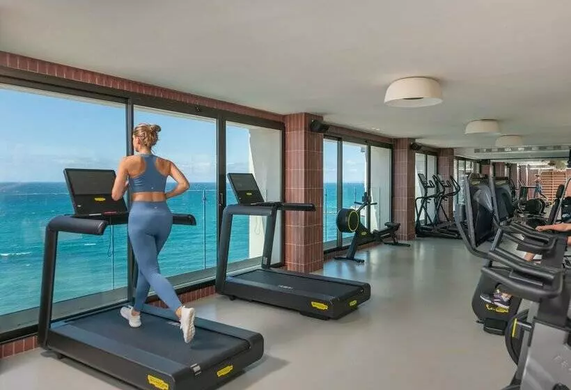 בית מלון כפרי El Fuerte Marbella