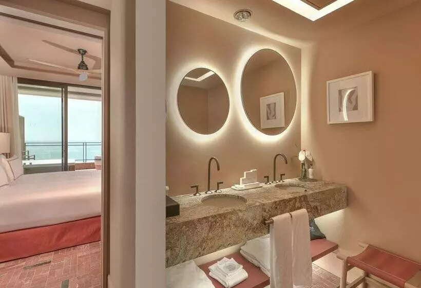 בית מלון כפרי El Fuerte Marbella