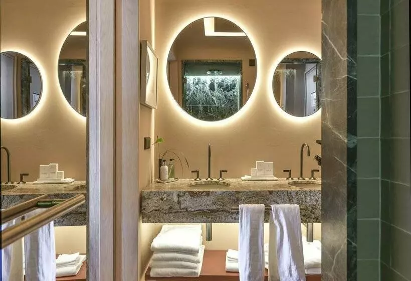 בית מלון כפרי El Fuerte Marbella