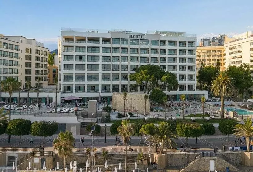 בית מלון כפרי El Fuerte Marbella