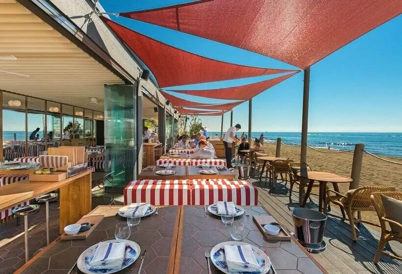 בית מלון כפרי El Fuerte Marbella