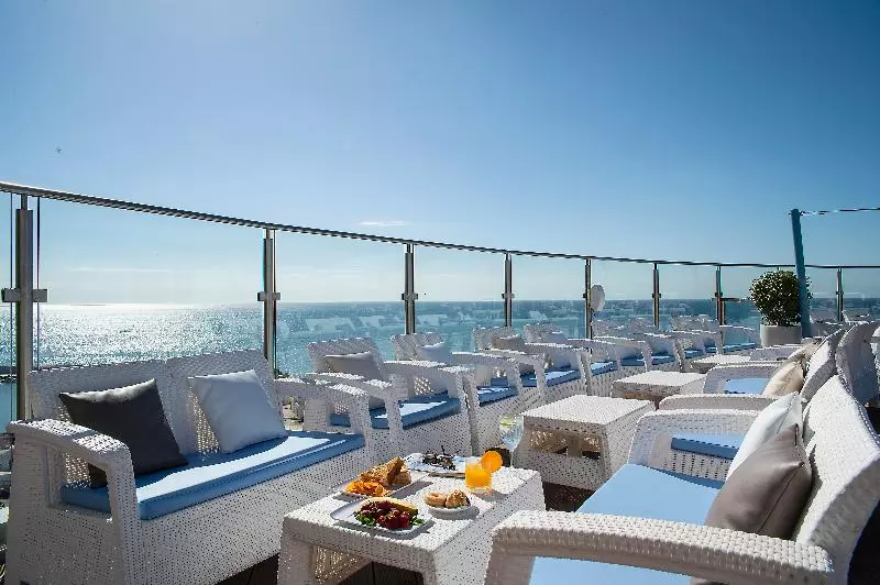 ホテル El Puerto By Pierre Vacances