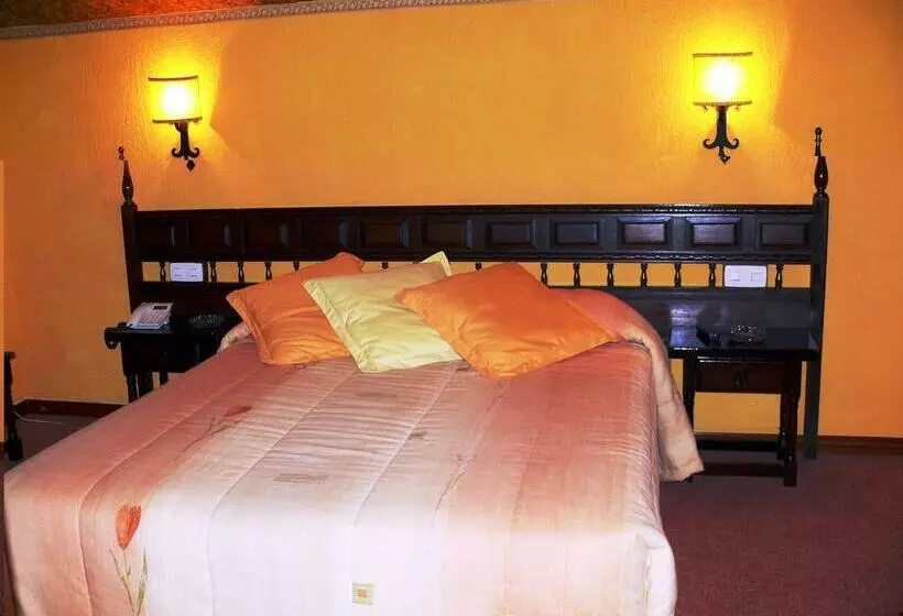 فندق Restaurante Las Galias