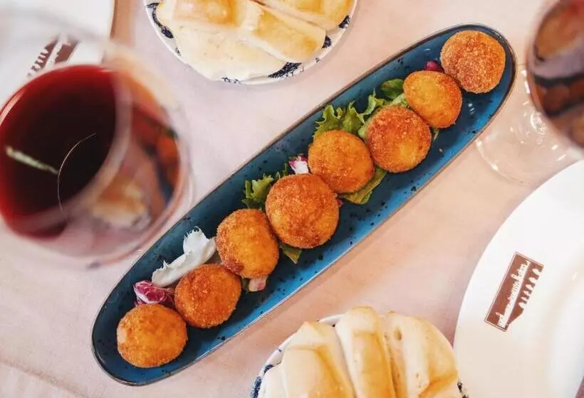 בית מלון כפרי Los Toreros