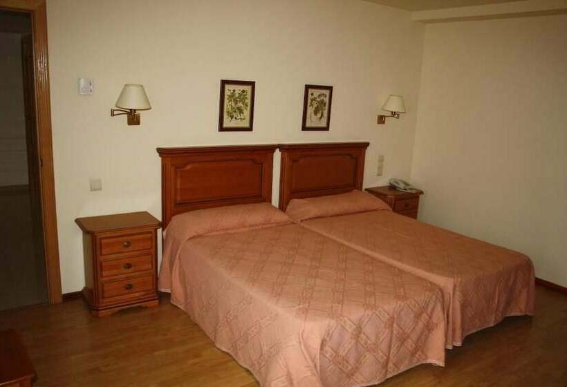 هتل Mar De Aragón