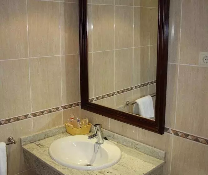 فندق Mar De Aragón