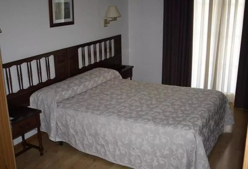 فندق Mar De Aragón