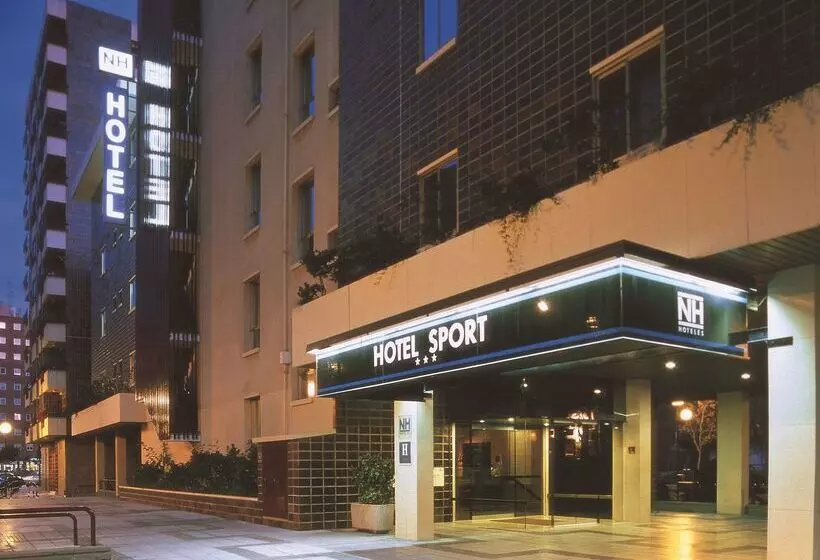 Отель NH Sport
