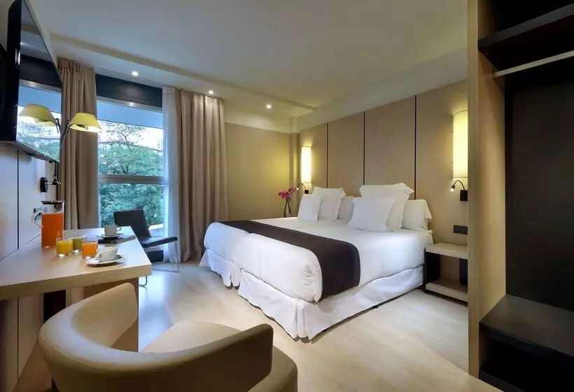 فندق Occidental Bilbao
